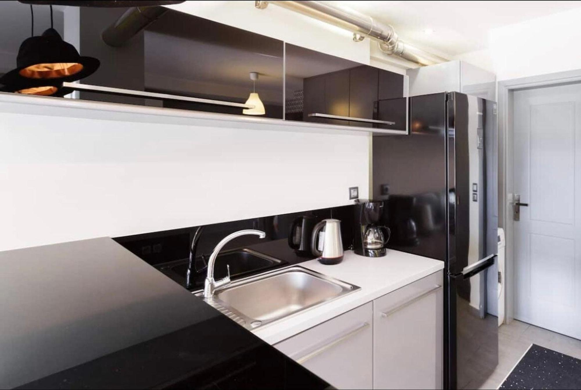 Ferienwohnung Stylish Boutique Loft With Private Balcony Athen Exterior foto