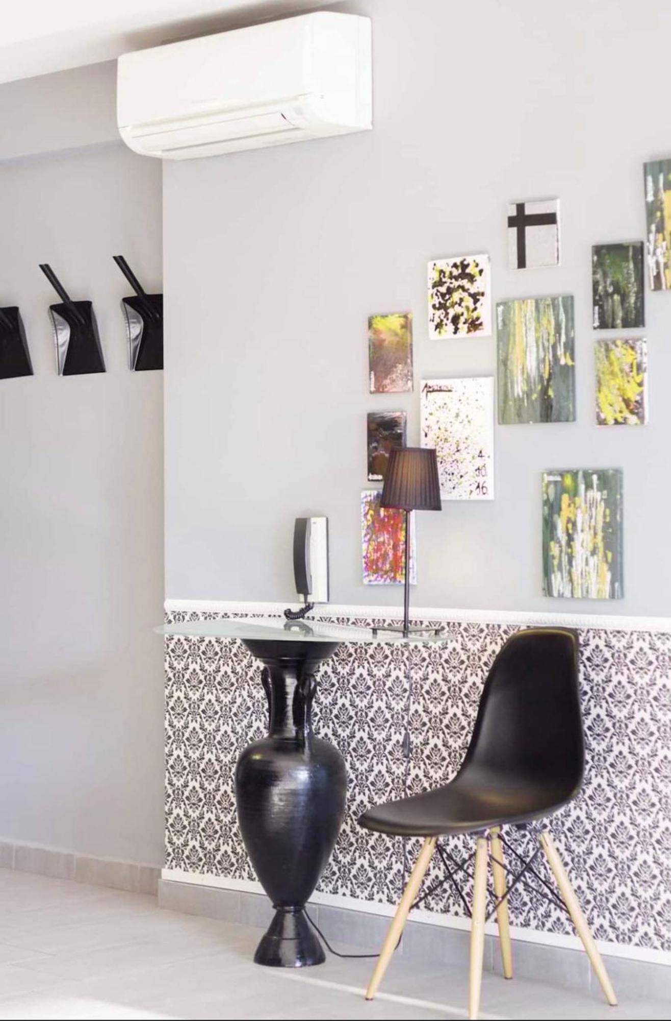 Ferienwohnung Stylish Boutique Loft With Private Balcony Athen Exterior foto