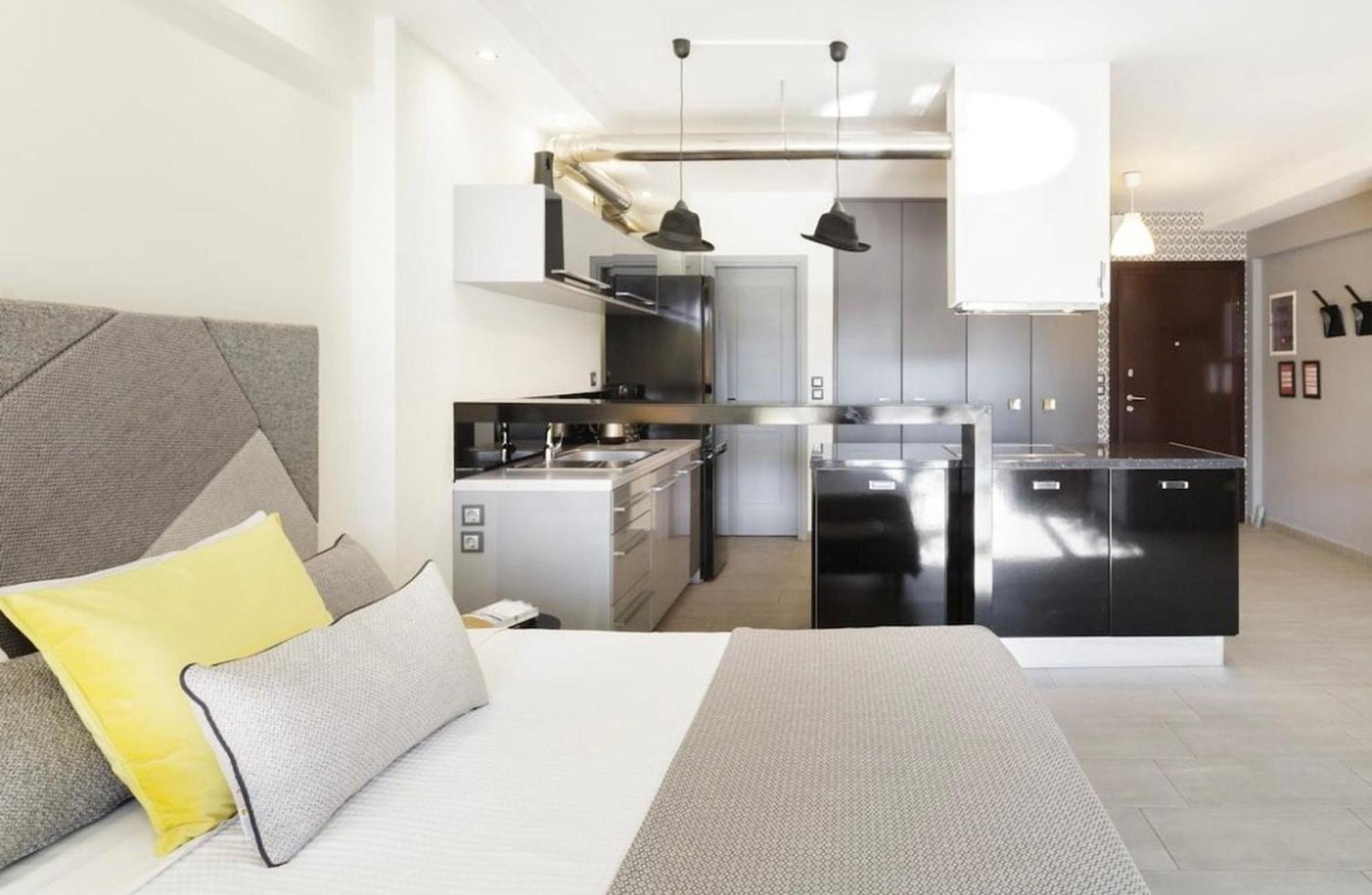 Ferienwohnung Stylish Boutique Loft With Private Balcony Athen Exterior foto